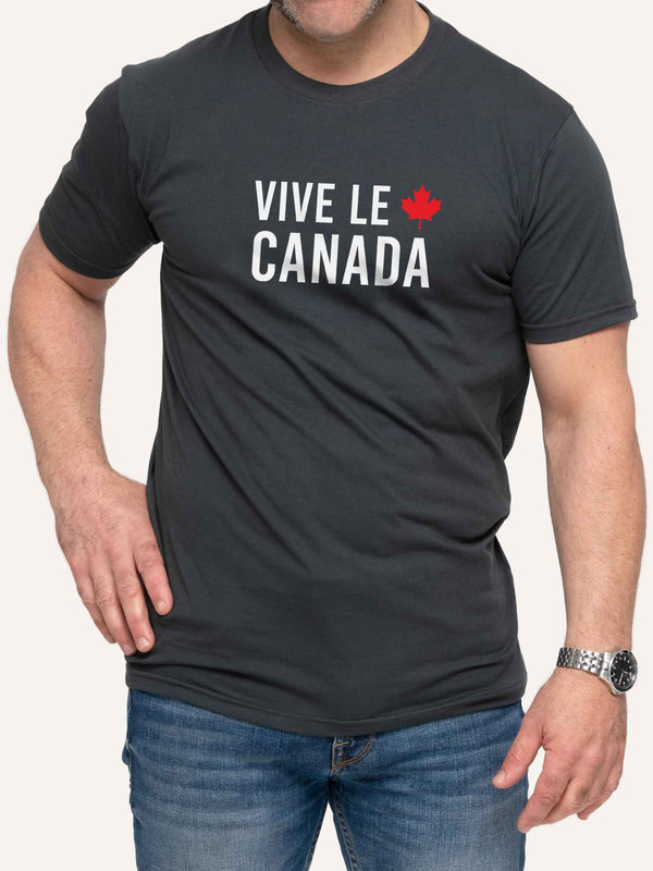 Man wearing unisex grey tshirt with vive Le Canada slogan and Maple Leaf - Made in Canada by Choose Canadian Apparel Co